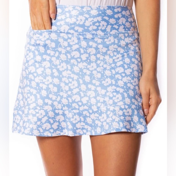 Golftini DejaVu 16 1/2 Inch Womens Golf Skort in Sky Blue and White Floral. Sz L - Picture 1 of 9